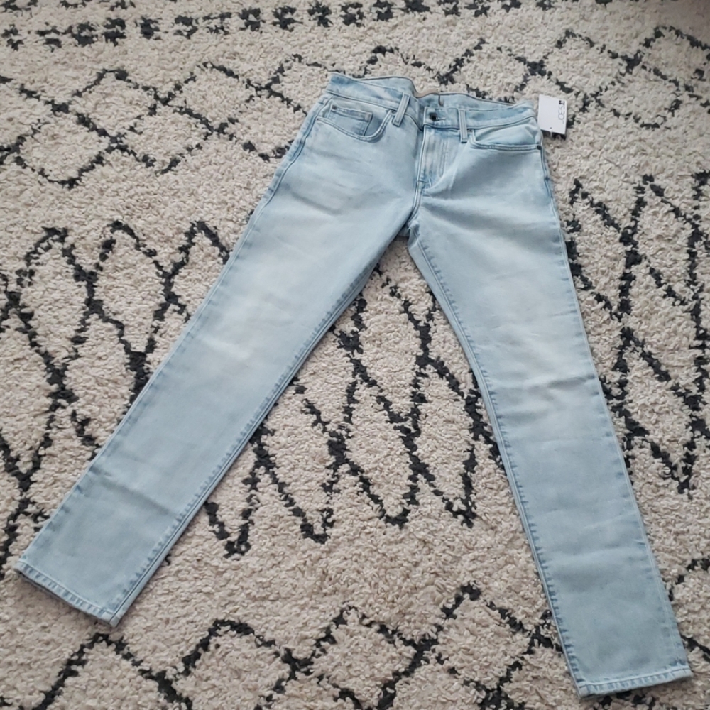 NWT Joe's Light Wash Denim Jeans